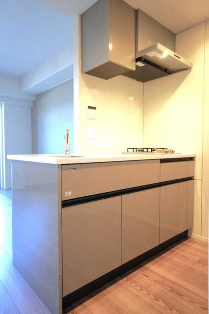 レンジフードがあり、換気もしやすそうです。※写真は同タイプ住戸です。