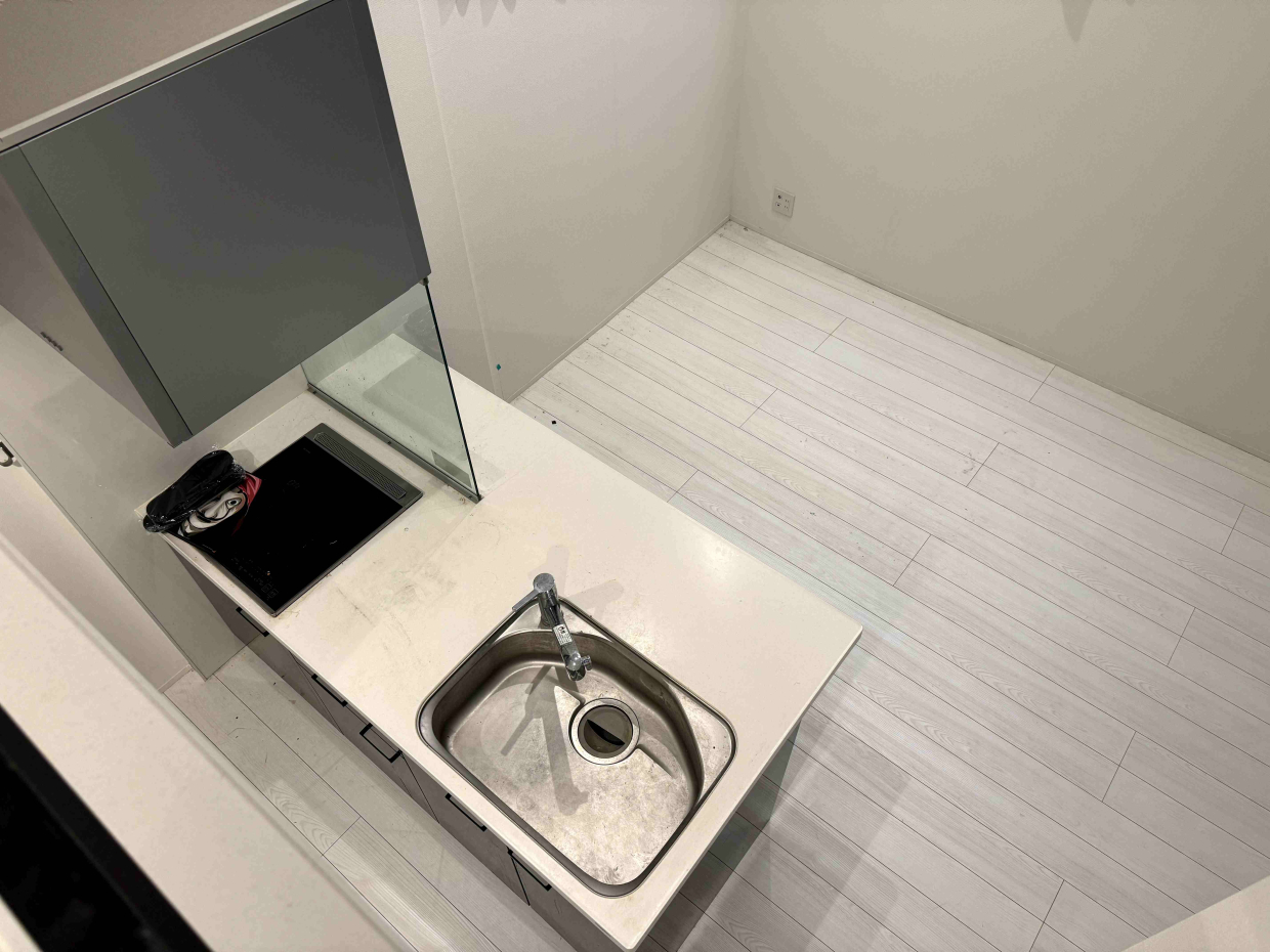 ロフトから9帖LDKの眺め