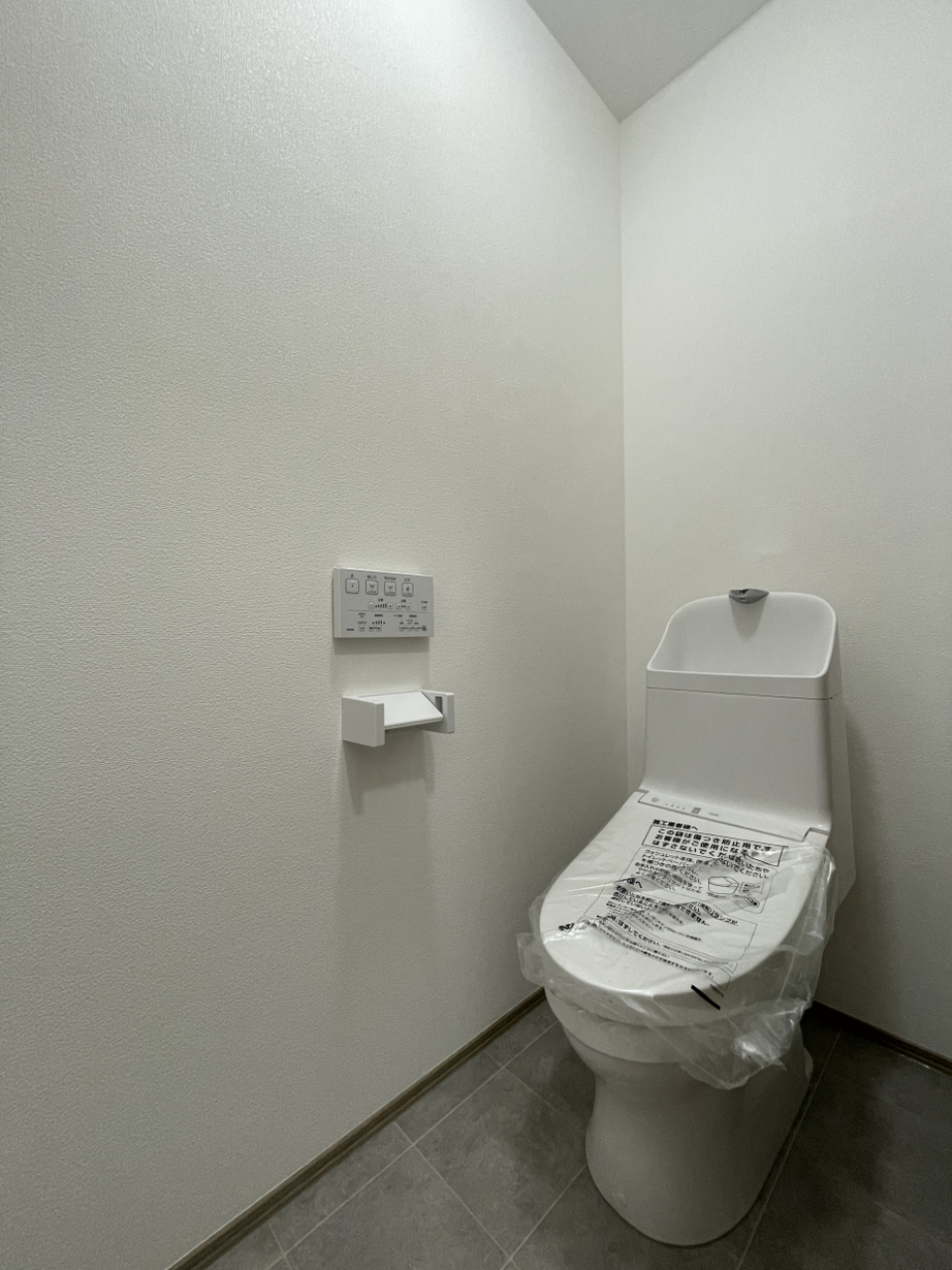 トイレはシックに。