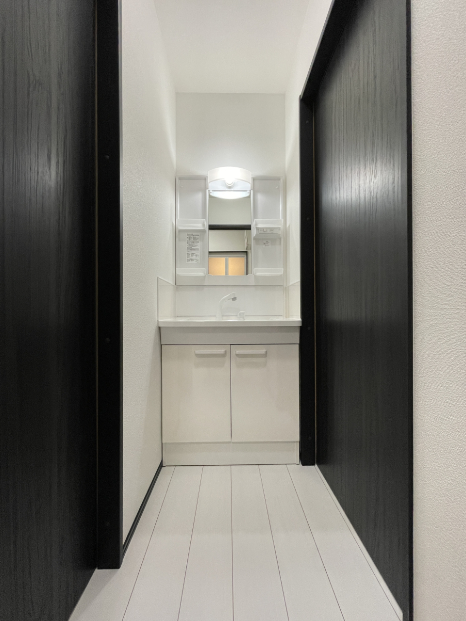 洗面所はピッタリサイズ。