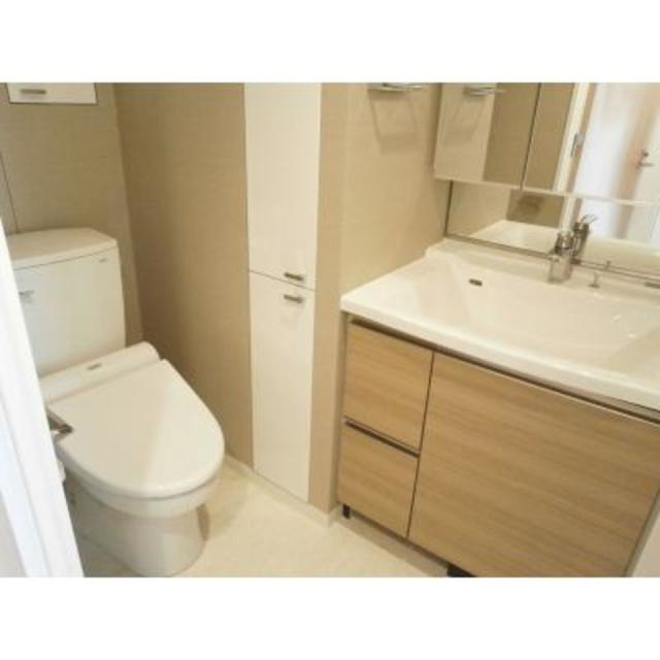 トイレ・洗面台
※写真は同タイプ住戸です。