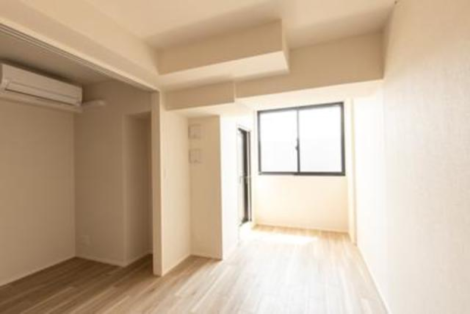 南東向きなので自然光も取り入れやすくなっています。※写真は同タイプ住戸です。