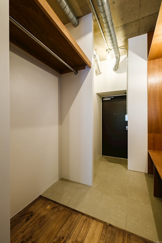 玄関スペースが広めに取られた間取り