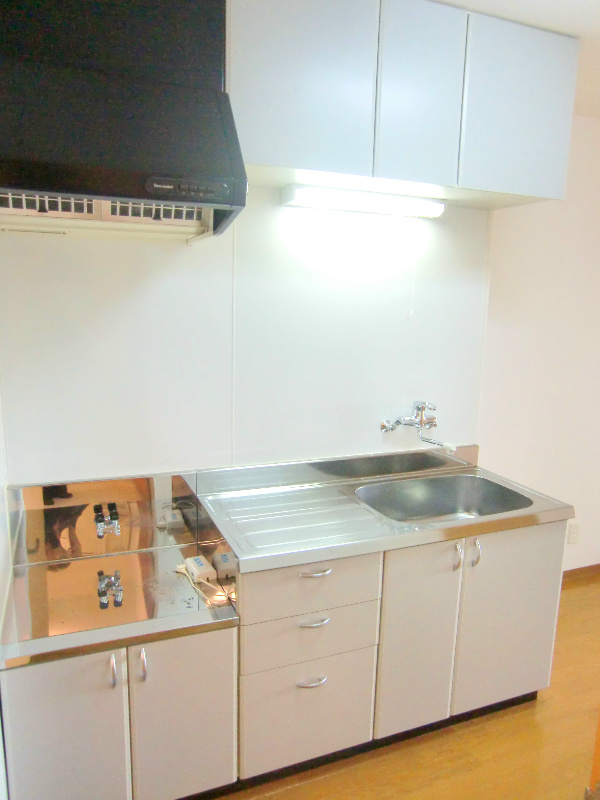 キッチン
ひとり暮らしに十分な設備