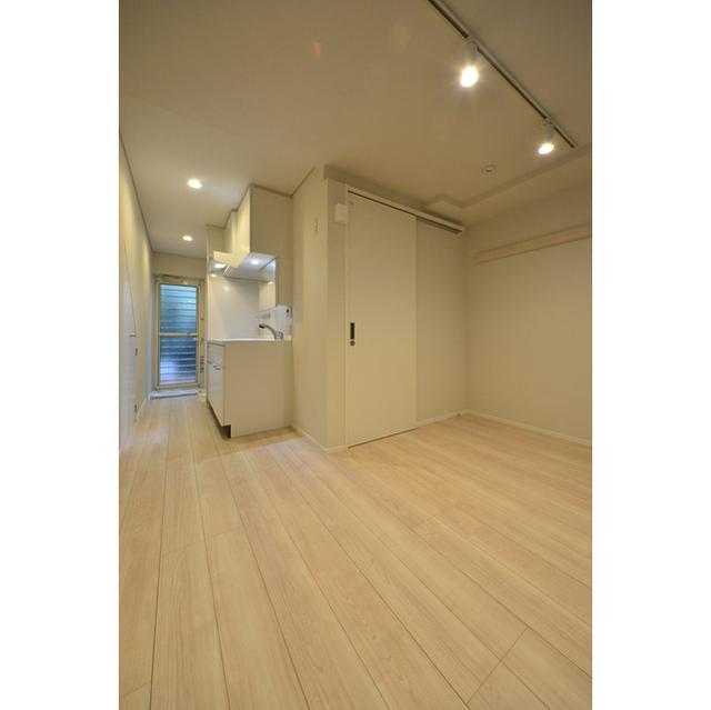 バルコニーはないのでご注意ください。