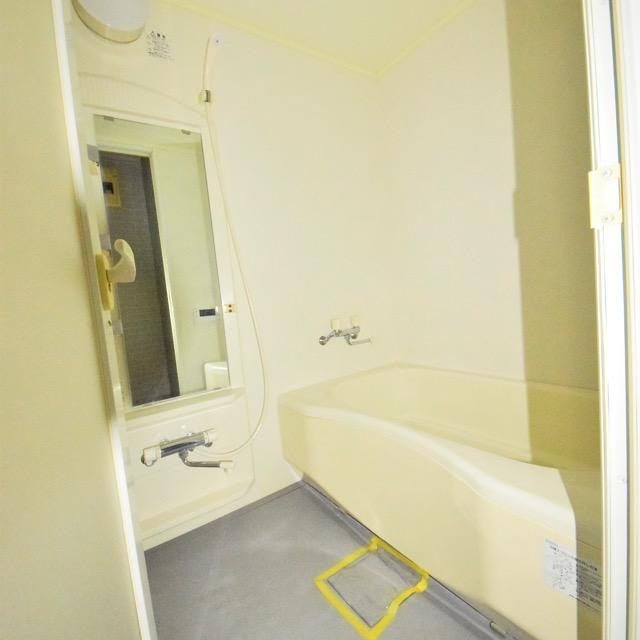 温度調節は蛇口を捻ってアナログに行いましょう。