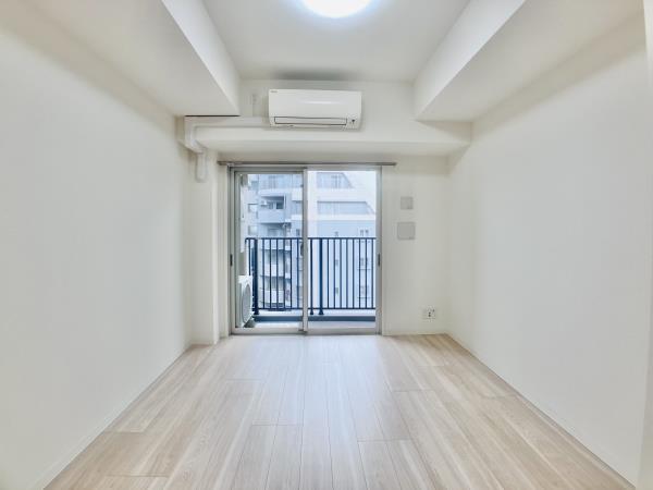 ６．７帖の洋室です。