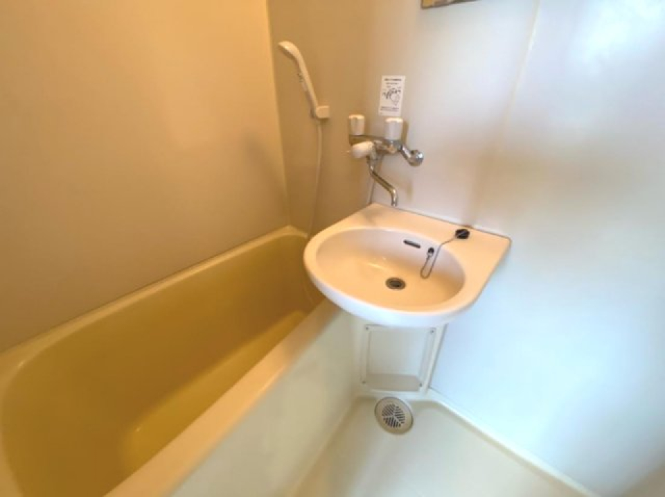 ２点のユニットバスです。