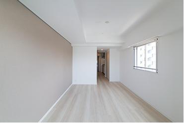 ベージュトーンで優しい雰囲気のお部屋になっています。