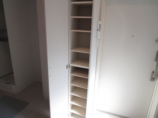 シューズボックス