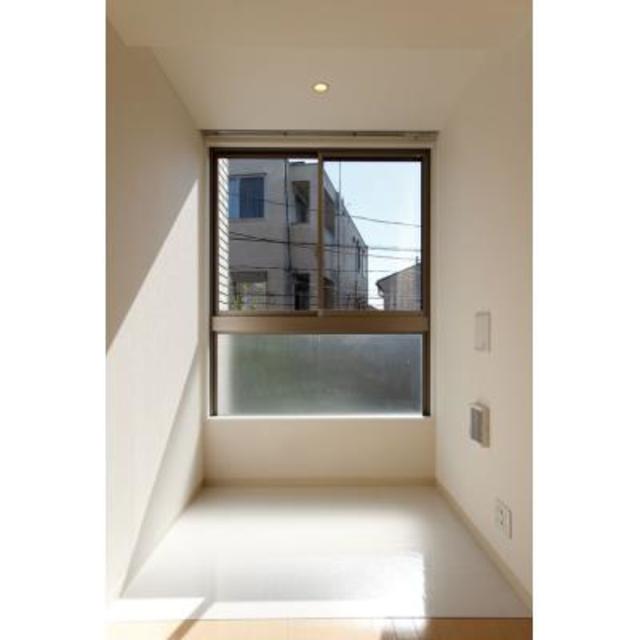 サンルーフに、植物を置いても◎お洗濯ものを干しても、しっかりと乾かしてくれそうです。
※写真は同タイプ住戸です。