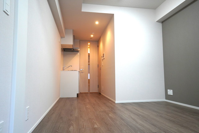 ダイニングは6.2帖なのでダイニングテーブルも置けそう。※写真は同タイプ住戸です。