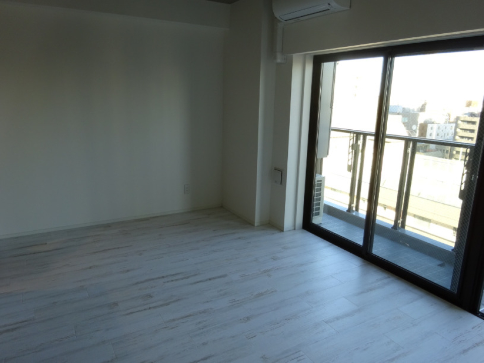 家具もモノトーンでシックに揃えたいですね。