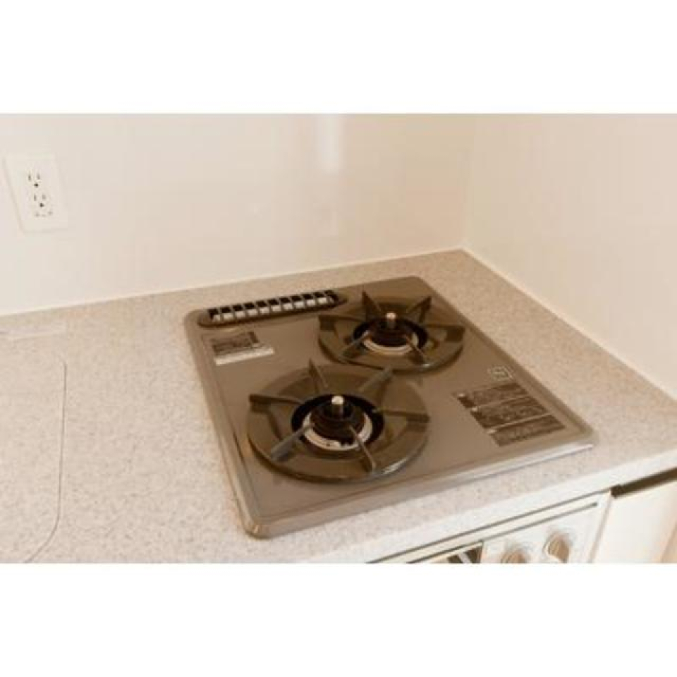 2口コンロなのでお料理もはかどりそう※写真は同タイプ住戸です。