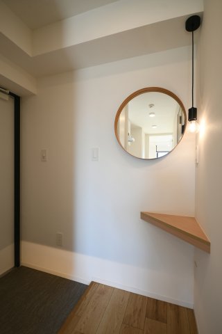 玄関コーナーがしゃれている