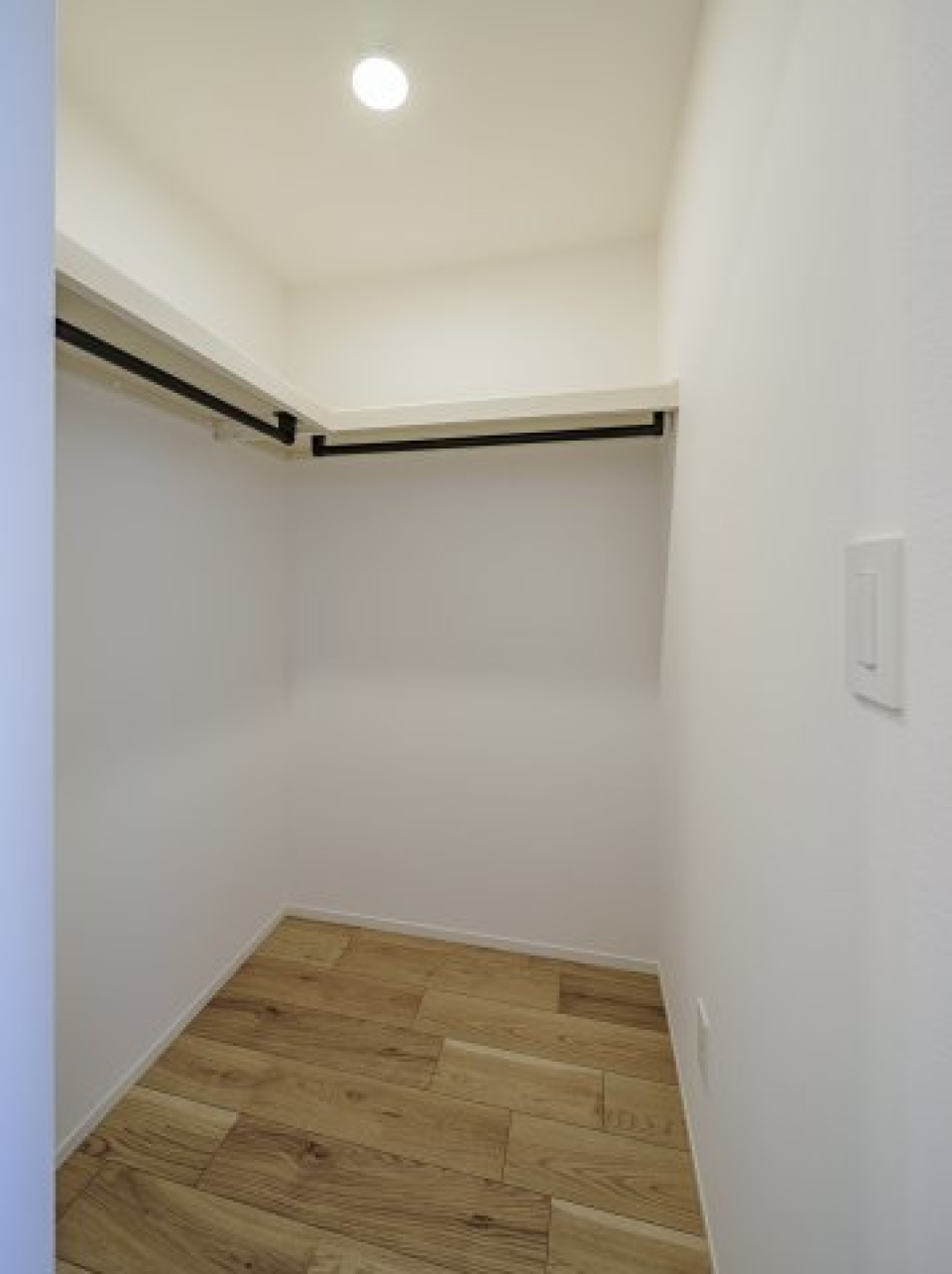 この広さのウォークインクローゼットが付いているのはうれしい