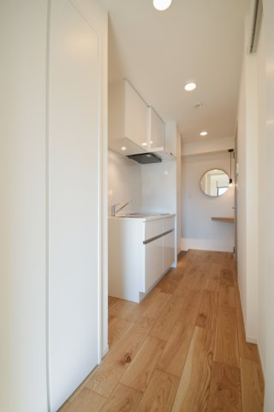 水回りは廊下にぎゅっと集約されています