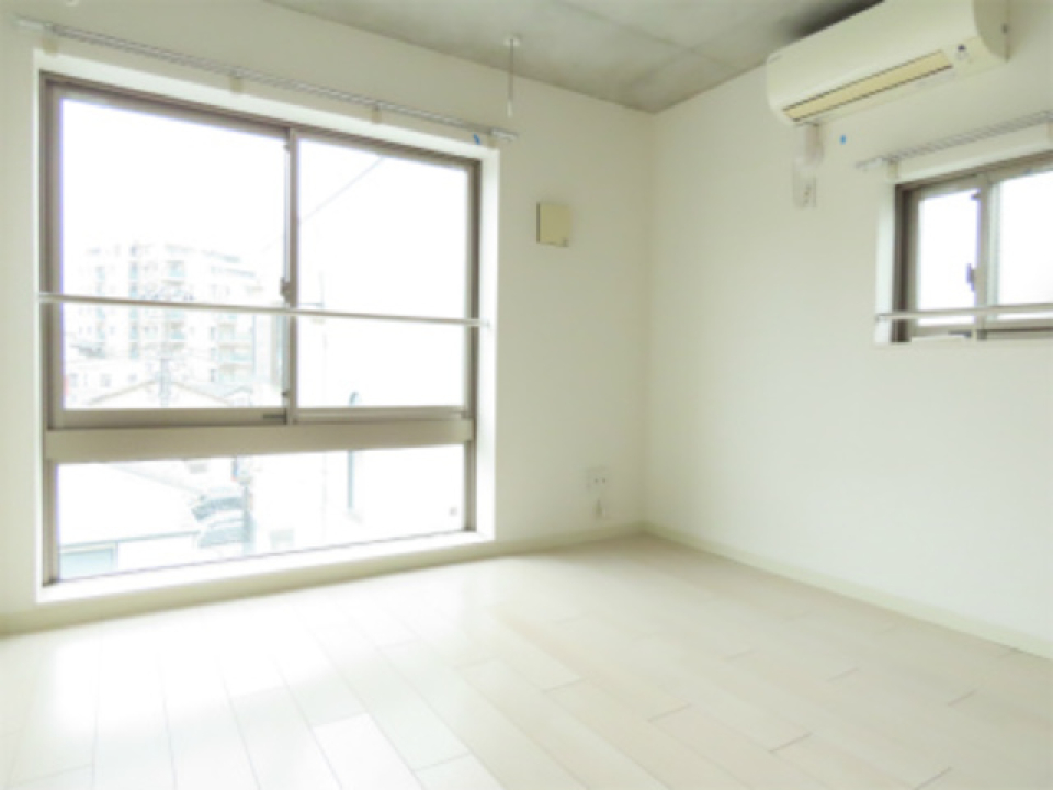 9.3帖の居室です。