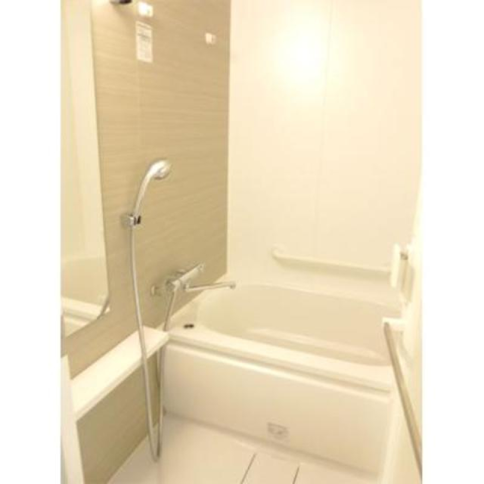 浴室
※写真は同タイプ住戸です。