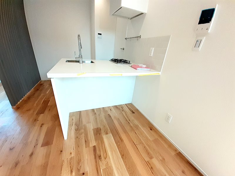 ハイチェアを置いて、お食事スペースはここに決定！