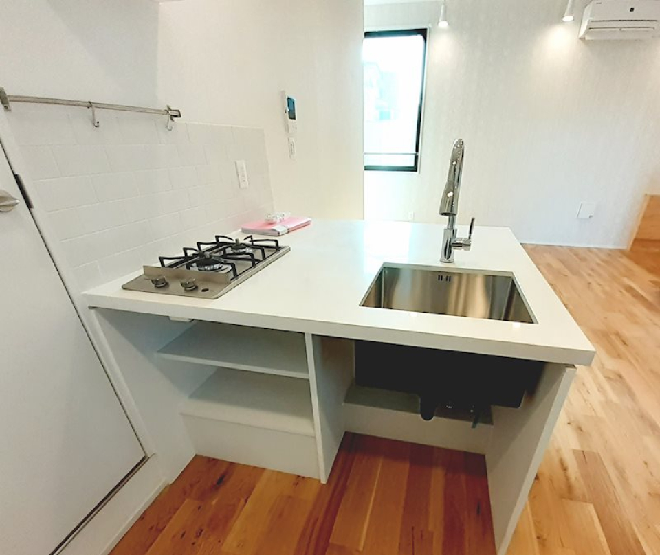 シンプルで清潔感のあるキッチン