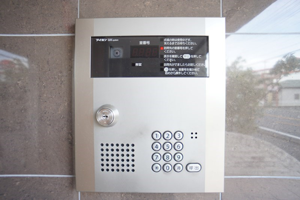 エントランスのモニタ付オートロック
