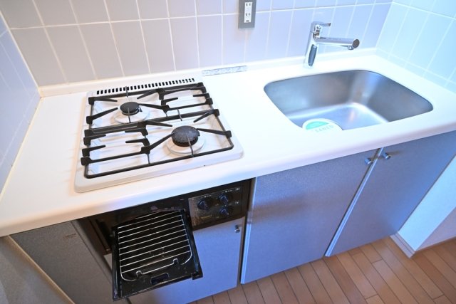 2口のガスコンロ付きです。