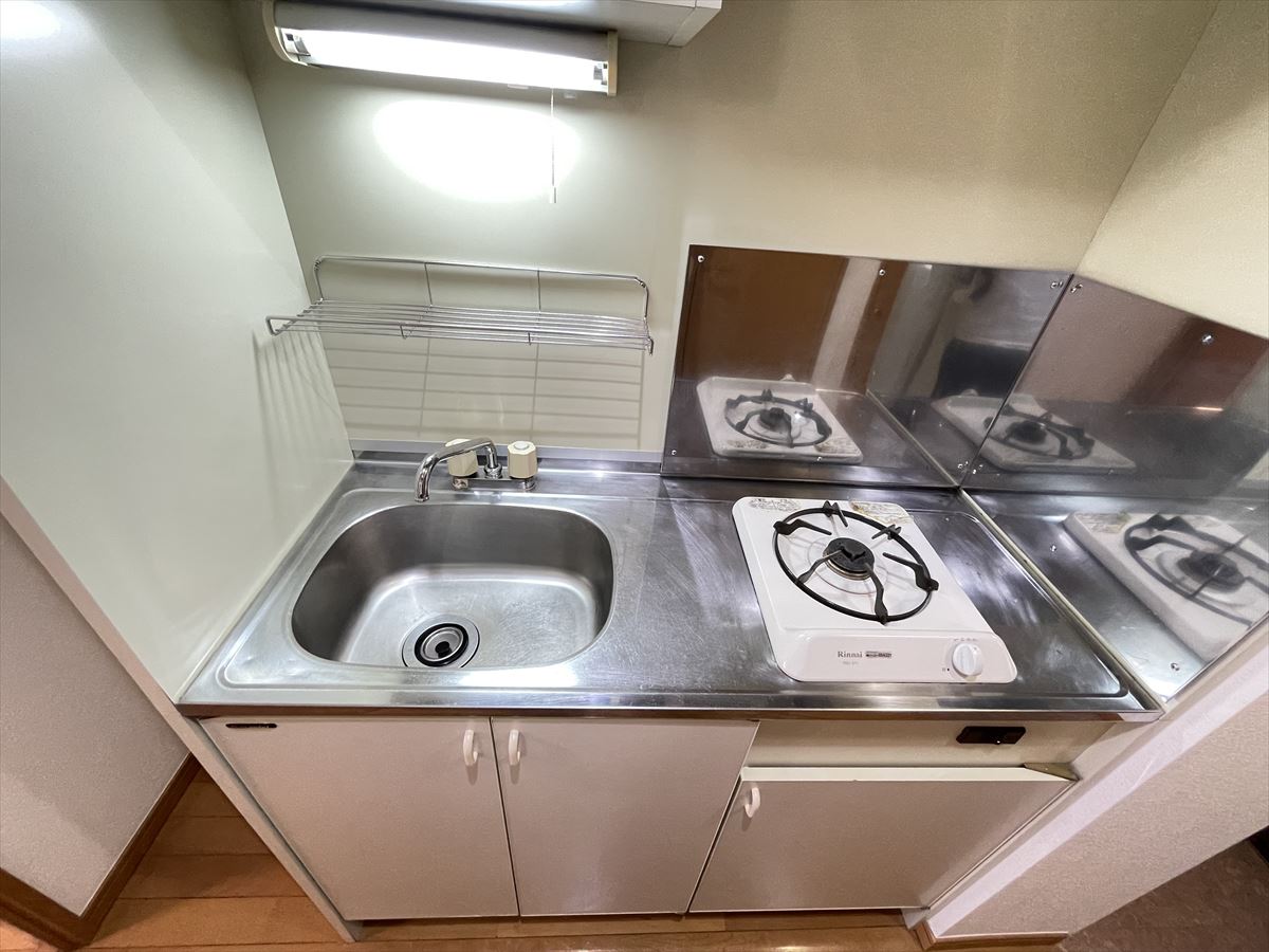 1口のガスコンロ付きです。