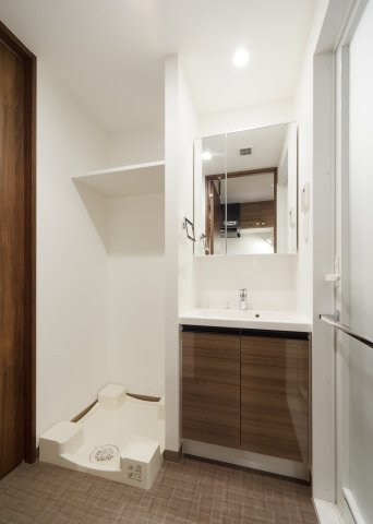 室内洗濯機置き場・洗面台