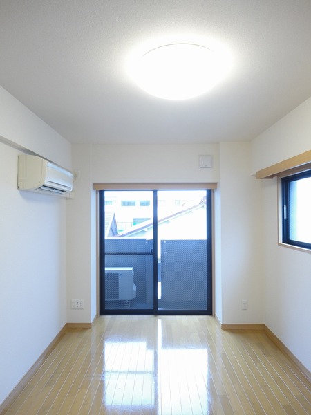 6.5帖の居室です。