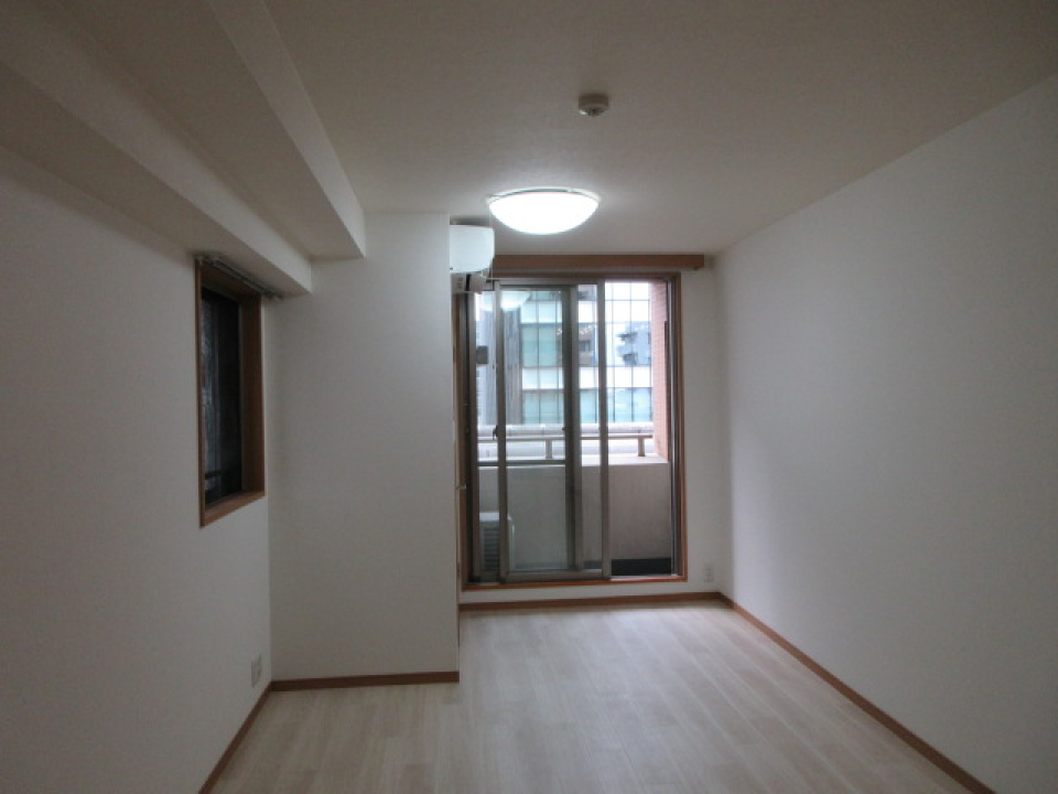 11.3畳の居室です。