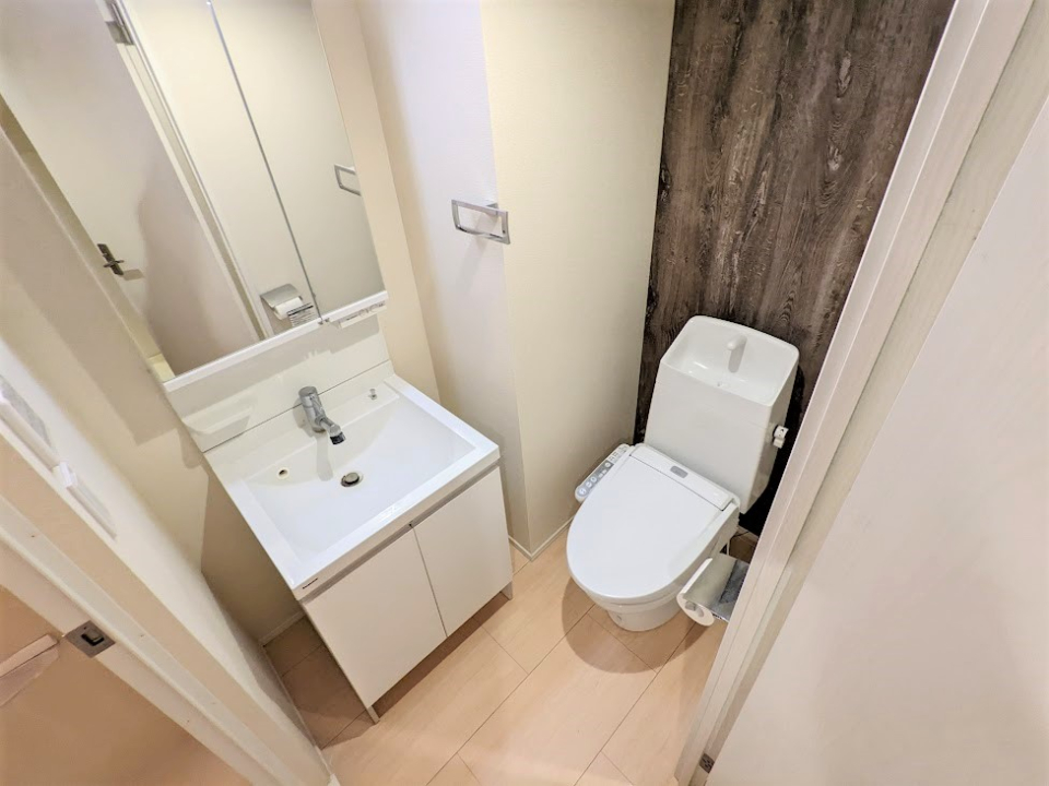 独立洗面台・トイレ