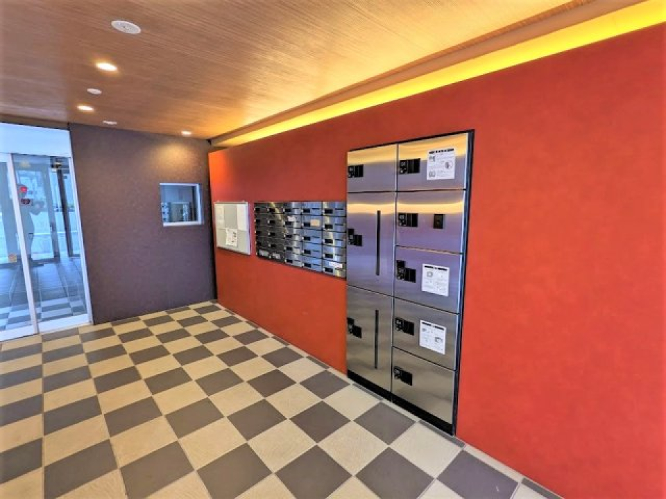 宅配ボックス付き