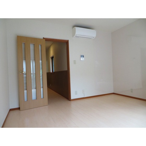 ダイニングキッチンは８帖です。