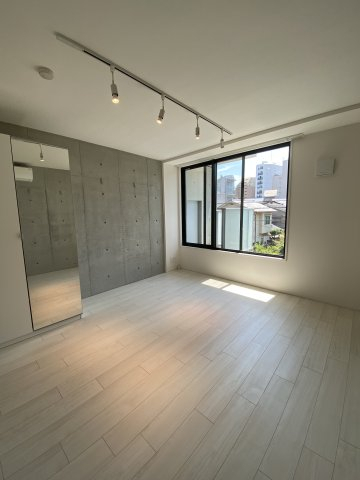 やさしさ配合のコンクリ部屋