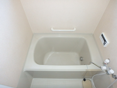 浴室
少しコンパクト