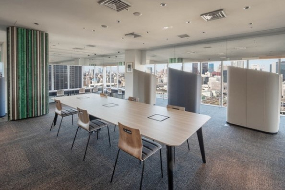 ワークラウンジ