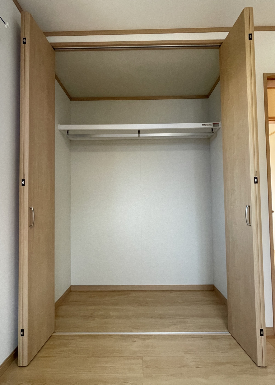 5.5帖・東洋室の収納