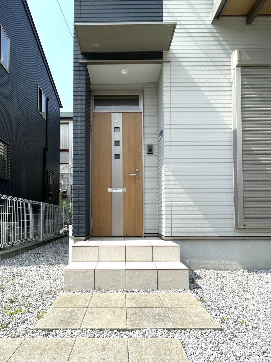 南玄関なので明るくて毎日楽しく帰ってこられそう