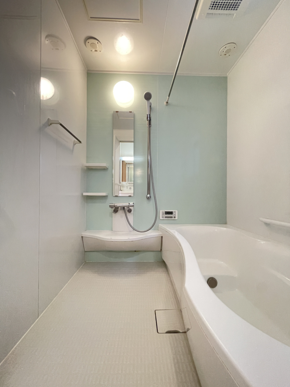 浴槽の右奥に注目！
小さいお子さんがいても安心