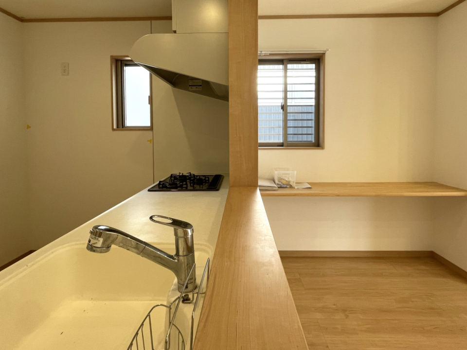 カウンターも高すぎないので、圧迫感がありません