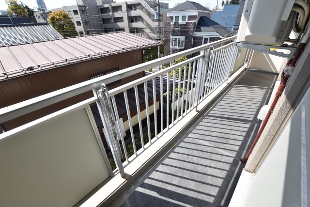 バルコニーは２か所あります。