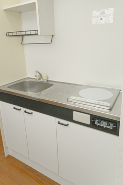 キッチンは安心安全のIH対応。
※写真は同タイプ住戸です。