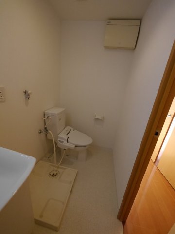 清潔感のあるトイレです