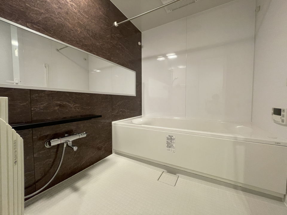 広すぎて画角におさまりきりません。1坪以上です。