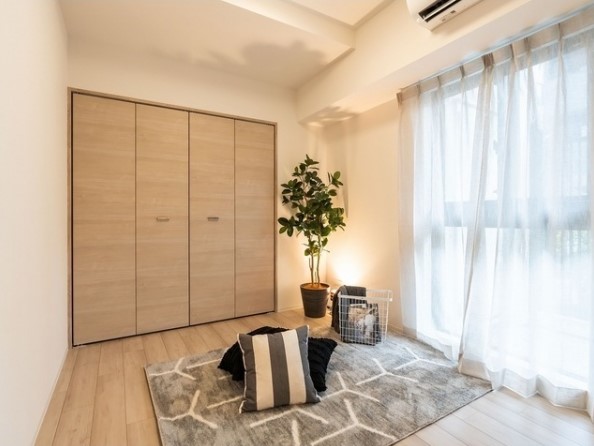 洋室は4.5帖と3.5帖の2部屋あります