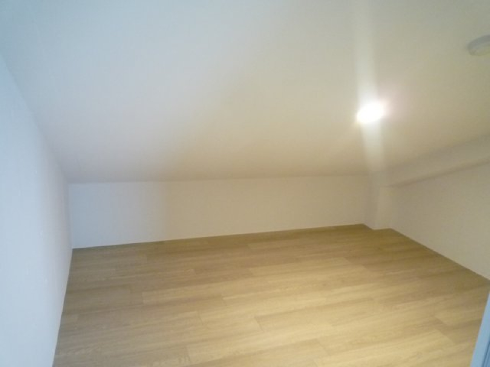 生活空間を分けられる間取りです