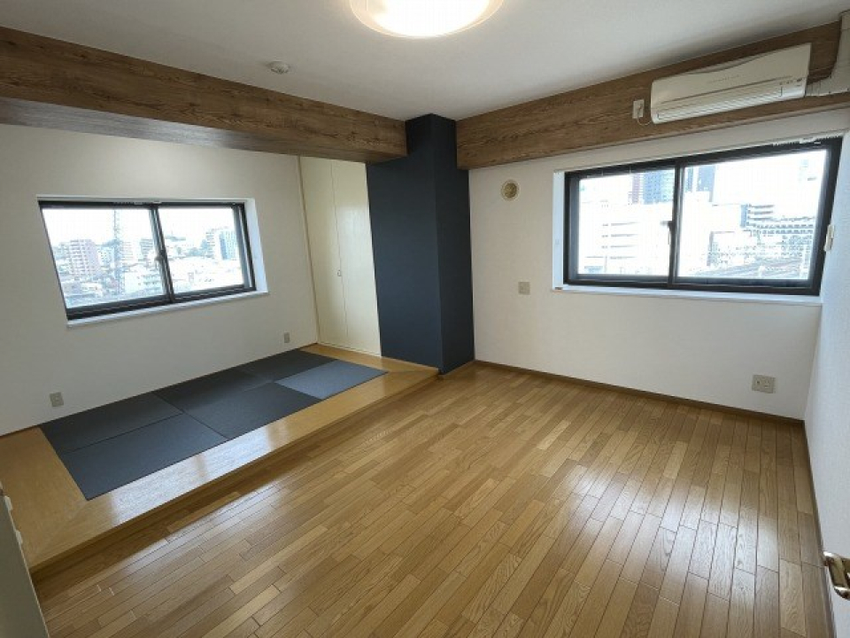 寝室なんですけど、お布団でいきましょう。