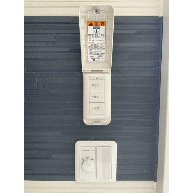 シャッターは電動で便利！