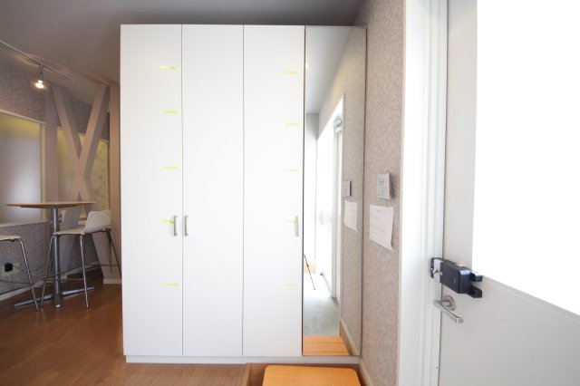 個別に靴箱が設けられています。 